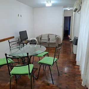 Apartamento Departamento Frente A Plaza España, Mendoza